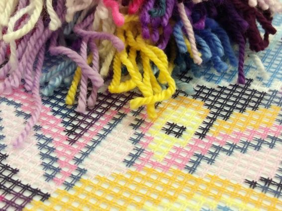 Фіолетова казка V-119, ТМ Чарівниця Набір для вишивання декоративної подушки напівхрестом