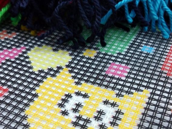 Набір для вишивання Подушка напівхрестиком V-202 Котяча мозаїка, Чарівниця,