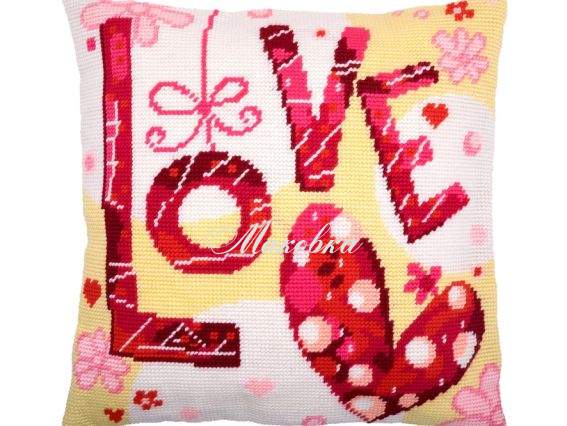 Подушка напівхрестиком V-223 Love, Чарівниця, набір для вишивання