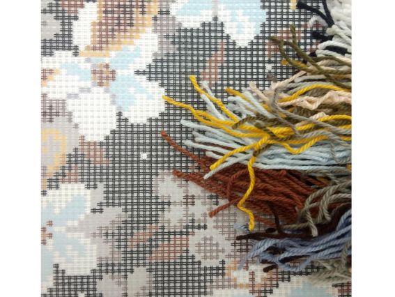 Набор для вышивания декоративной подушки полу-крестом Яблоневый цвет V-249, ТМ Чаривныця