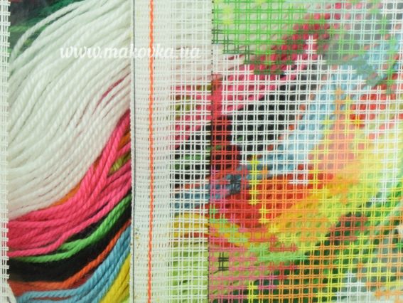 Набір для вишивання Подушка напів-хрестиком V-283  Кавуни, Чарівниця