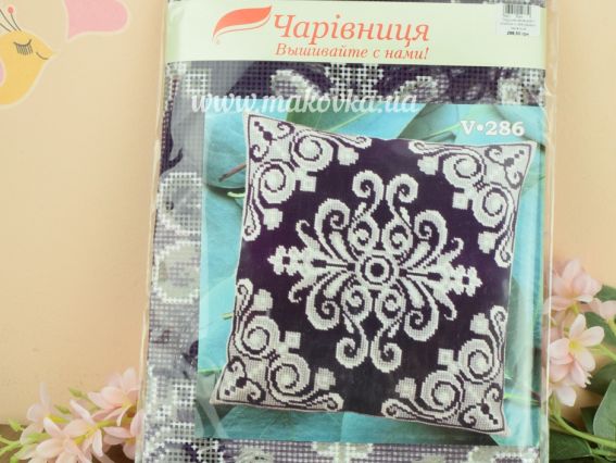 Набір для вишивання Подушка напівхрестиком V-286 Дамаск, Чарівниця