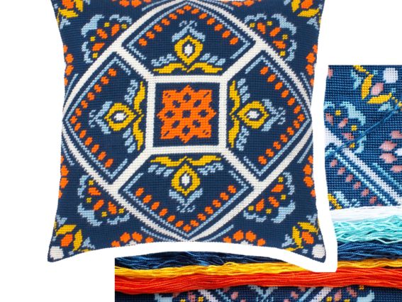 Подушка напівхрестиком V-539 Глибока ніч, Чарівниця