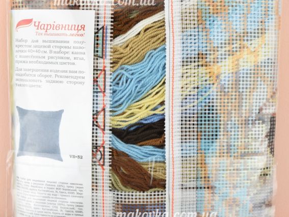 Набір для вишивання Подушка напівхрестиком V-161 Леопард, Чарівниця, 