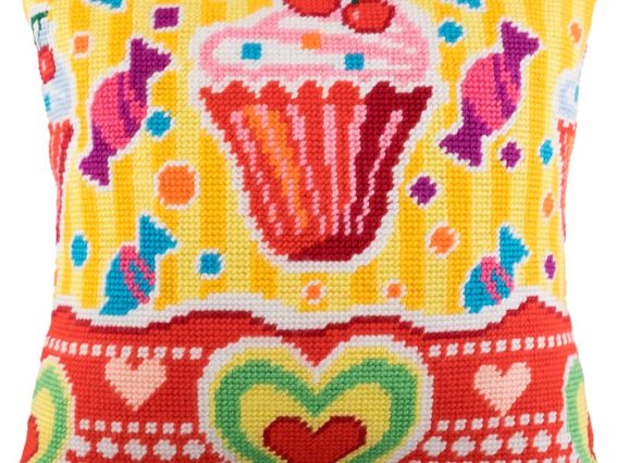 Подушка полу-крестиком Dolce Vita - сладкая жизнь, V-179, ТМ Чаривныця, набор для вышивания Подушка полу-крестиком Dolce Vita - сладкая жизнь, V-179, ТМ Чаривныця, набор для вышивания