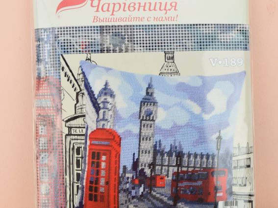 Набор для вышивания подушки полу-крестиком V-189 Лондон, ТМ Чаривныця 