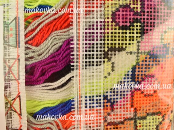 Набір для вишивання Подушка напівхрестиком V-217 Мозаїка, Чарівниця, 