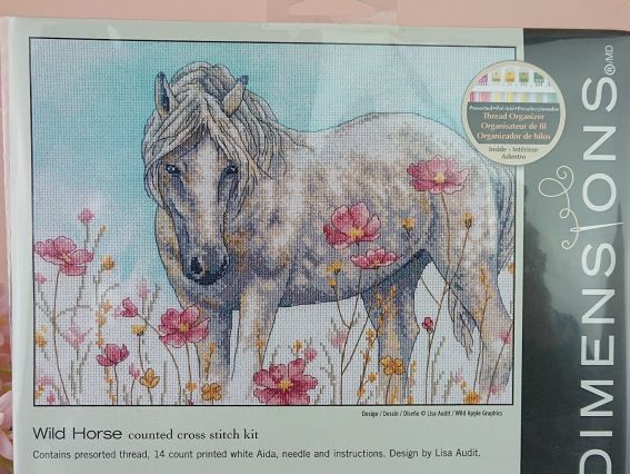 Набір для вишивання хрестиком Дикій кінь, Wild Horse DIMENSIONS 70-35396