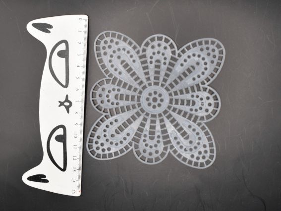 Пластиковая канва, или сетка в форме бабочки или цветка, размер 11*11см