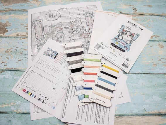 Набір для вишивання хрестом Letistitch L8042 Be Happy (Будьте щасливі)