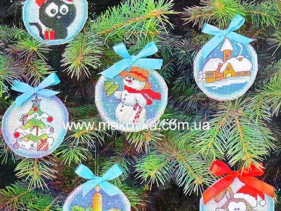 Елочные игрушки (шары) на пластик. канве, 01041, Леди Елочные игрушки (шары) на пластик. канве, 01041, Леди