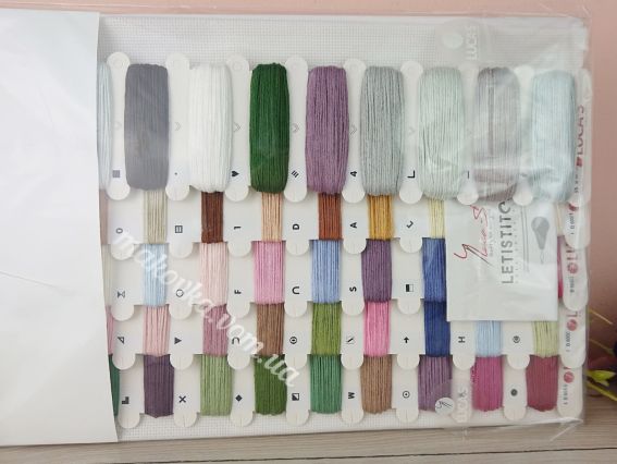 B605 Її величність троянди , Luca-S набір для вишивання нитками на канві