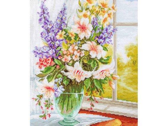 BU4015 Квіти біля вікна (лілії), Luca-S вишивка нитками BU4015 Квіти біля вікна (лілії), Luca-S вишивка нитками