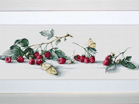 Набір для вишивання хрестиком В2253 Малина з метеликом, Лука-С