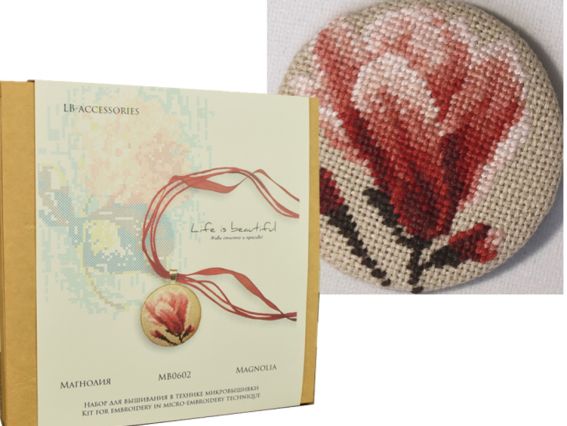 МВ0602 Кулон Магнолия, круглый, микровышивка, ТМ Lifeisbeautiful