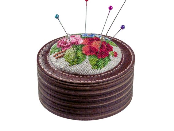 Набір для вишивання скринька-гольниця FLTL-027 Квіти з бабусиного саду Wonderland Crafts (Чарівна Країна)