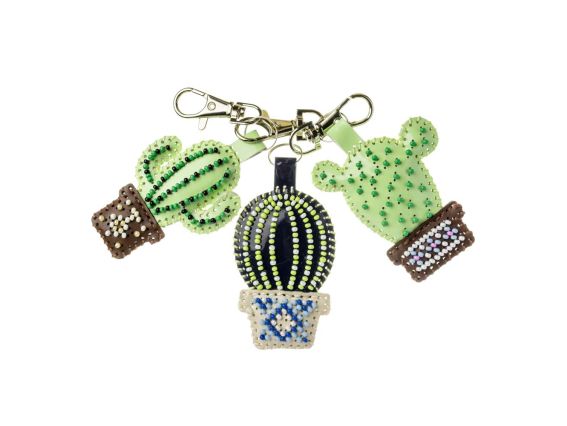 Обвіс для сумки Кактуси в горщиках FLBB-174 Чарівна Країна Набір для вишивання бісером на штучній шкірі 