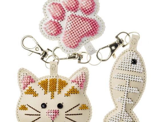 Обвес для сумки Кошачьи радости FLBB-179 Волшебная Страна Набор для вышивания бисером на искусственной коже 