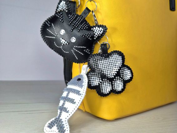 Обвіс для сумки Котяче щастя FLBB-183 Набір для вишивання бісером на штучній шкірі Чарівна Країна