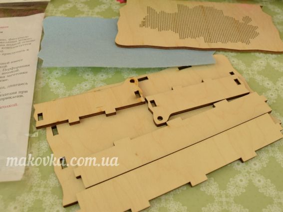 Шкатулка-купюрниця 2125 Троянди, з перфораціею під вишивку бісером + схема  Алисена