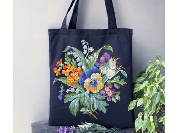 Сумка под вышивку сшитая, Цветы СПч130.067, черная, Бисерок