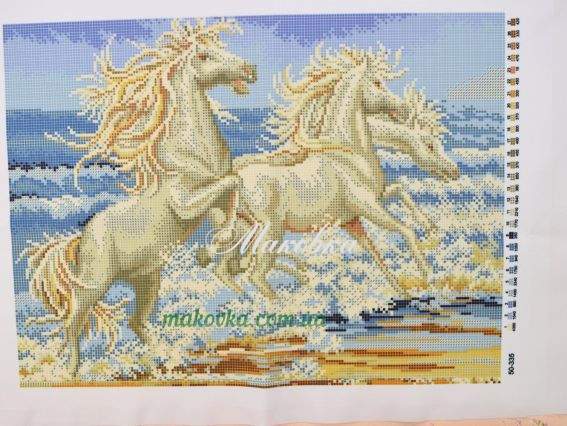 Малюнок на тканині Три коні 50-335 (А3), 37,7х28 см, Бісерок Малюнок на тканині Три коні 50-335 (А3), 37,7х28 см, Бісерок