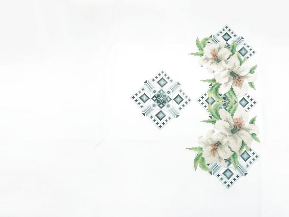 Б-48Дм Заготовка для вишиванки Блуза Ніжні ліліі, домоткана колір білий, Бісерок