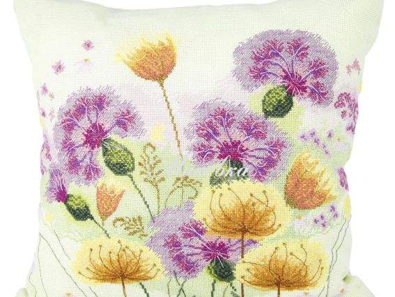 Подушка ВТ-255 Подих літа (чортополох) Crystal Art Набір для вишивання нитками Подушка ВТ-255 Подих літа (чортополох) Crystal Art Набір для вишивання нитками