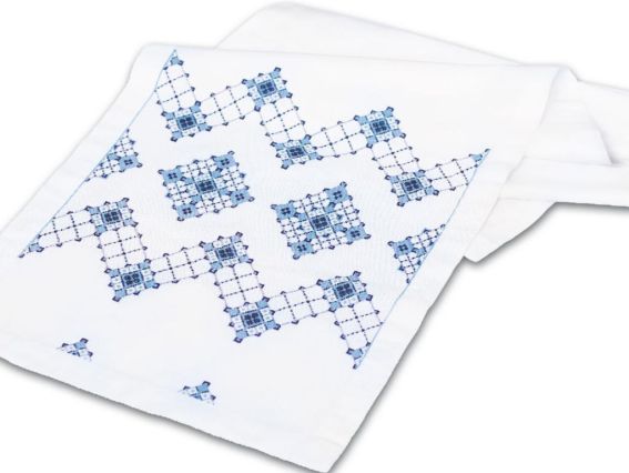 Дорожка на стол под вышивку Белая 150х40 см 677-18/09 ЧМ плюс 2 схемы  Дорожка на стол под вышивку Белая 150х40 см 677-18/09 ЧМ плюс 2 схемы 