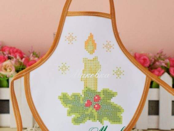 Фартук на бутылку №01 Свеча на еловых веточках, габардин, ТМ Красуня Фартук на бутылку №01 Свеча на еловых веточках, габардин, ТМ Красуня