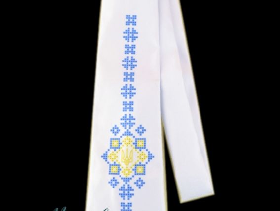 Галстук №04 белый с синим орнаментом и гербом, атлас Галстук №04 белый с синим орнаментом и гербом, атлас