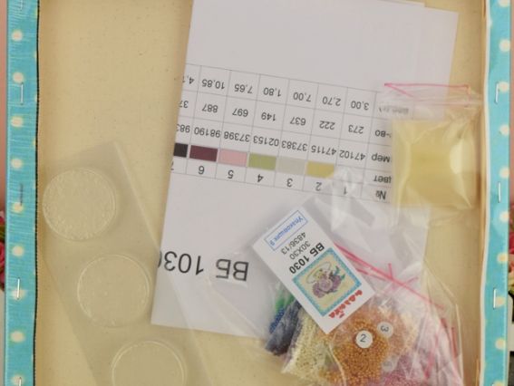 Набір для вишивання бісером Троянди Шеббі Шик, 30х30 см , Ідейка, ВБ 1030