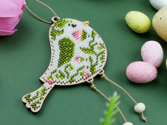 Набор для вышивания бисером пасхальной игрушки на деревянной основе «Весенняя птичка» D-07 Кольорова