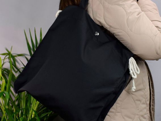 Пошита Эко-Сумка , шопер з малюнком під вишивку Квіти шипшини ШП-1-074 Чорний, Кольорова