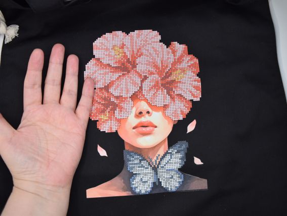 Пошита Эко-Сумка , шопер з малюнком під вишивку Дівчина-мальва ШП-1-081 Чорний, Кольорова