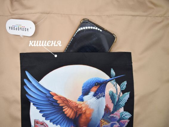 Пошита Эко-Сумка , шопер з малюнком під вишивку Зимородок та квіти ШП-2-070 Кавовий з чорною кишенею, Кольорова