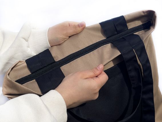 Пошита Эко-Сумка , шопер з малюнком під вишивку Магнолія ШП-2-076 Кавовий з чорною кишенею, Кольорова