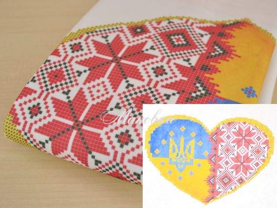 Футболка під вишивку біла №14 Люблю Україну (серце), ТМ Красуня, 46 розмір Футболка під вишивку біла №14 Люблю Україну (серце), ТМ Красуня, 46 розмір