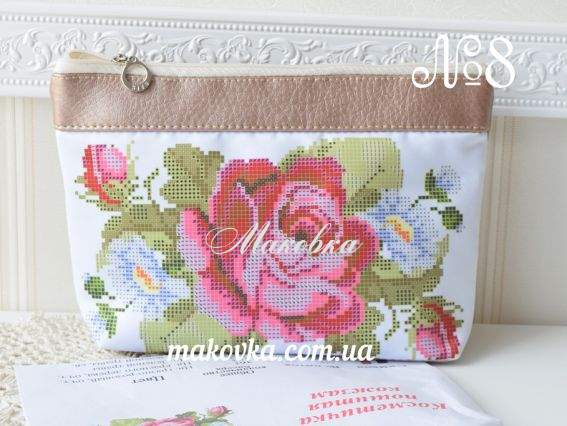 Косметичка пошитая, кожзам №8, золото, Роза и ромашки ТМ Красуня 15х23 см Косметичка пошитая, кожзам №8, золото, Роза и ромашки ТМ Красуня 15х23 см