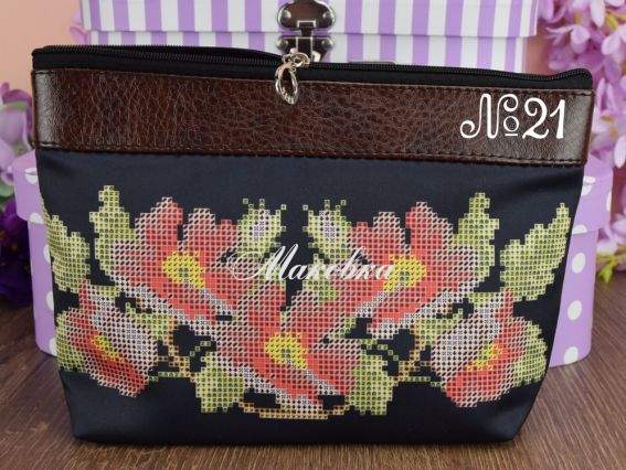 Косметичка пошитая кожзам №21, коричневая, Цветы шиповника, ТМ Красуня Косметичка пошитая кожзам №21, коричневая, Цветы шиповника, ТМ Красуня