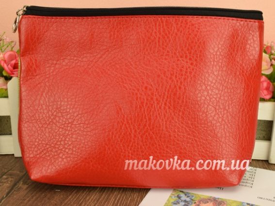 Пошита косметичка під вишивку №30, червона, Три троянди, атлас , Красуня 15х23см