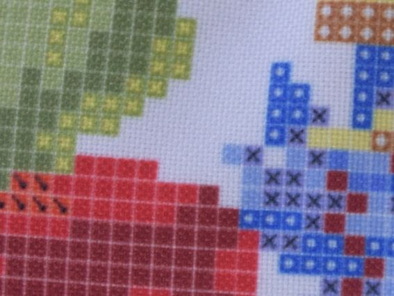 Готовая пошитая наволочка №5  синяя Полевые цветы , Красуня, размер 40х40см, габардин