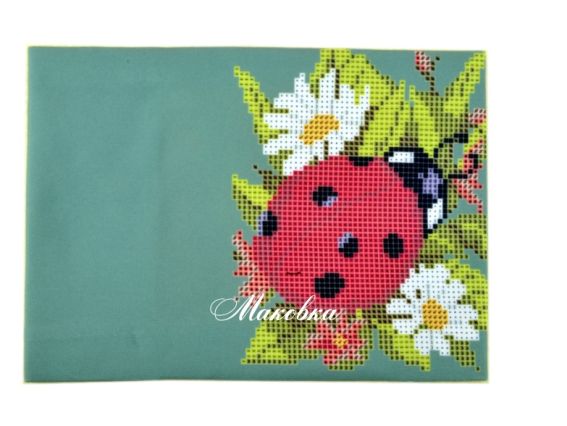 Обложка на паспорт под вышивку №12 Божья коровка, зеленая Обложка на паспорт под вышивку №12 Божья коровка, зеленая