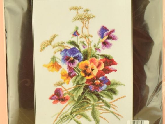 Набір для вишивання Літні квіти П6 033, Повітруля, 20х32,5см