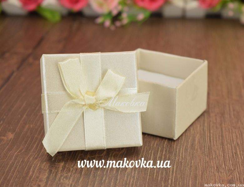 Подарочная розовая коробка для украшений и сувениров - Коробочка для бижутерии