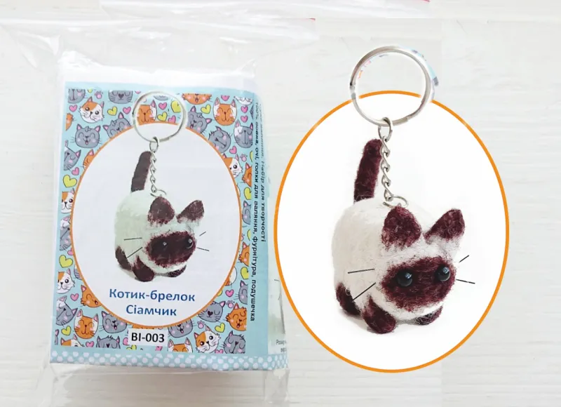 Порно шұлықтардағы жетілген әйелдер