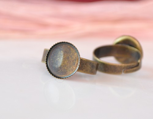 Кольцо № 39 с круглой базой 12,8 мм под кабошон и заливку, античная бронза