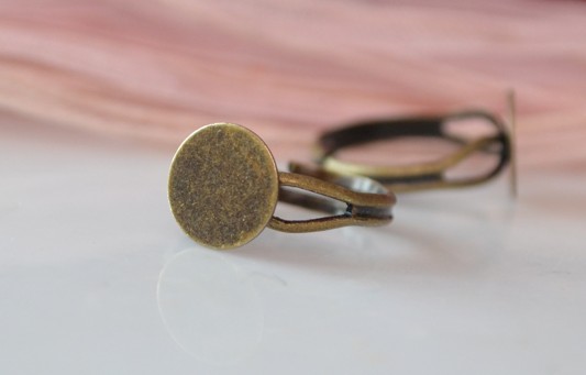 Кольцо № 40 с круглой пластиной 10 мм, античная бронза