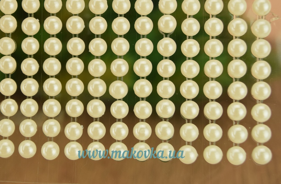 Полу-жемчужины самоклеящиеся 6 мм КРЕМОВЫЕ на стикере , Paula 504 шт 570648