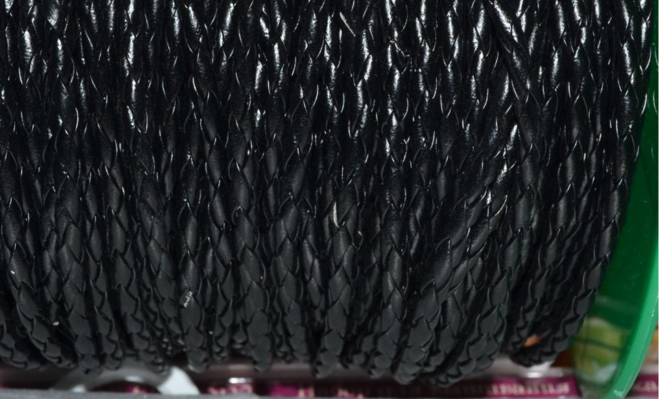 Шнур плетенный ПУ, 4мм, черный, 1 м
